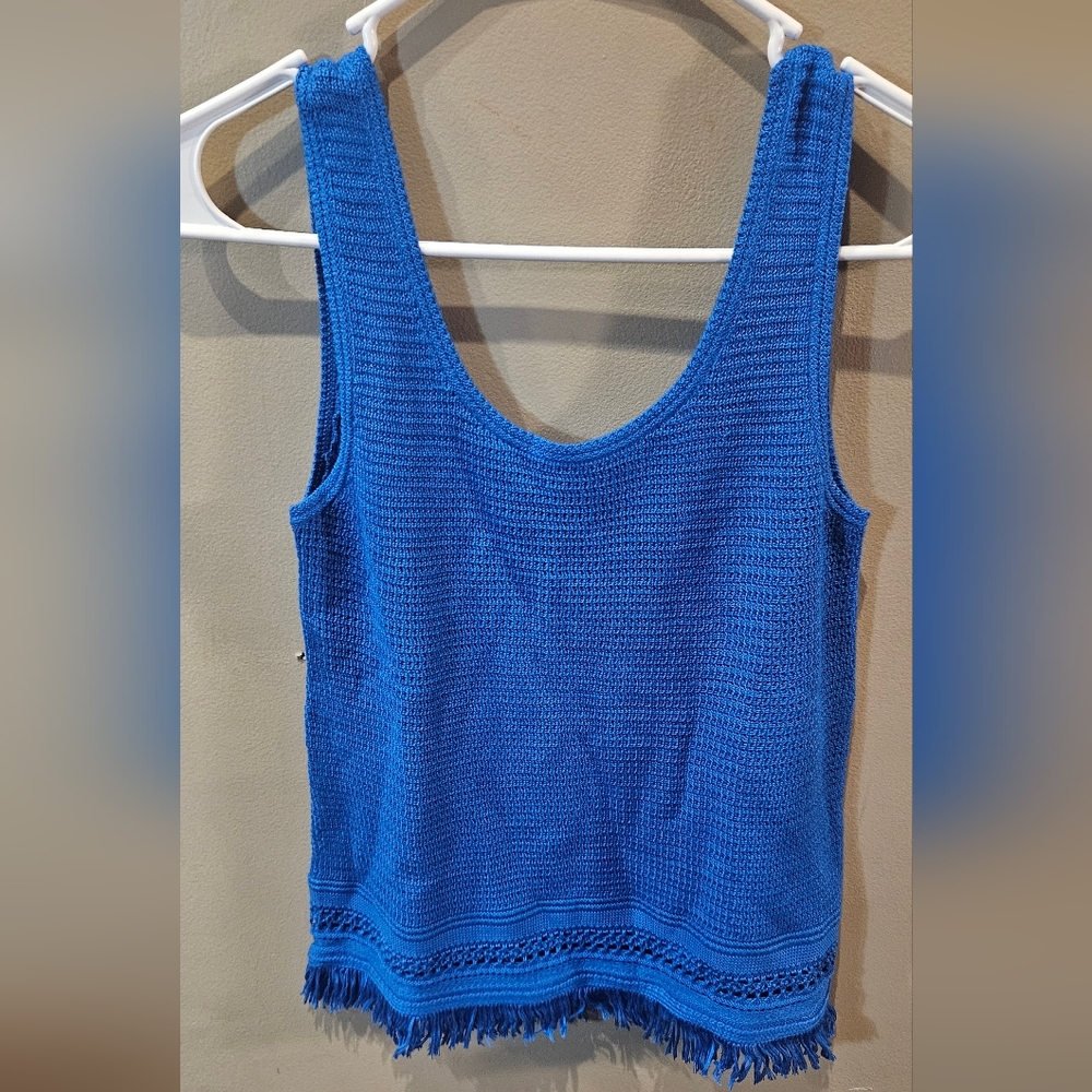 Cute blue tank with fringes at the bottom